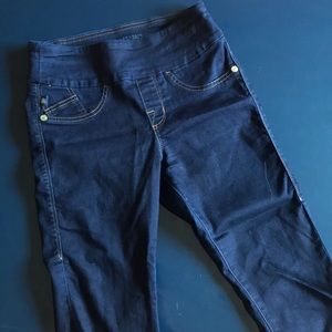 Size 6 Rock&Republic Crop Jean